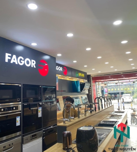 Thi Công Nội Thất Showroom Thiết Bị Nhà Bếp Sang Trọng